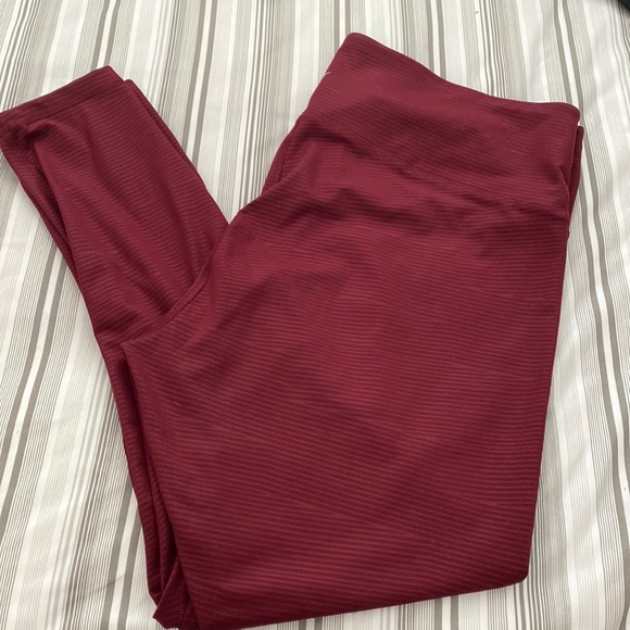 Old Navy Pants - 3/$20 Old Navy Active Elevate Legging